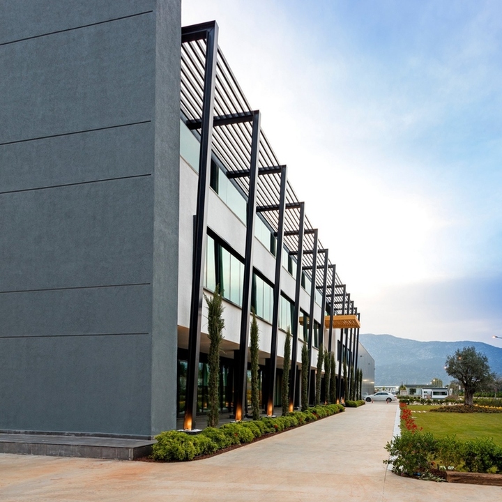 22_Altintar-Agriculture-Company-offices-by-KST-Architecture-Interiors-Antalya-Turkey-12.jpg