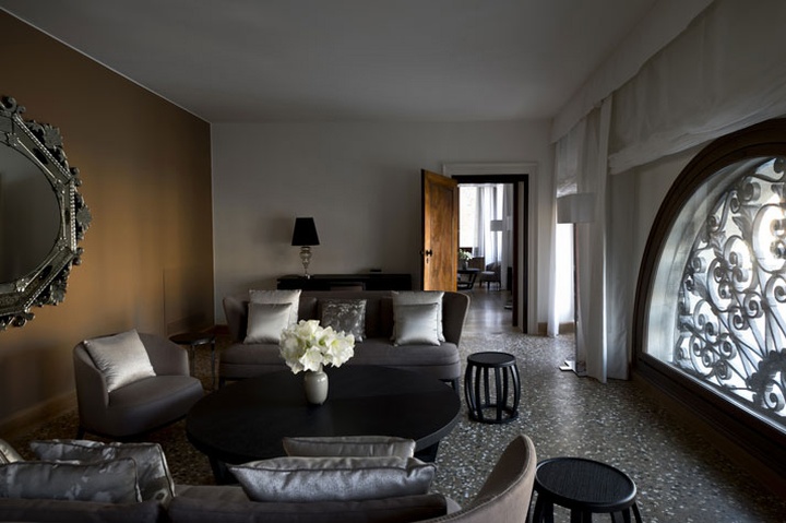 40_Aman-Canale-Grande-Hotel-Venice-Italy-26.jpg
