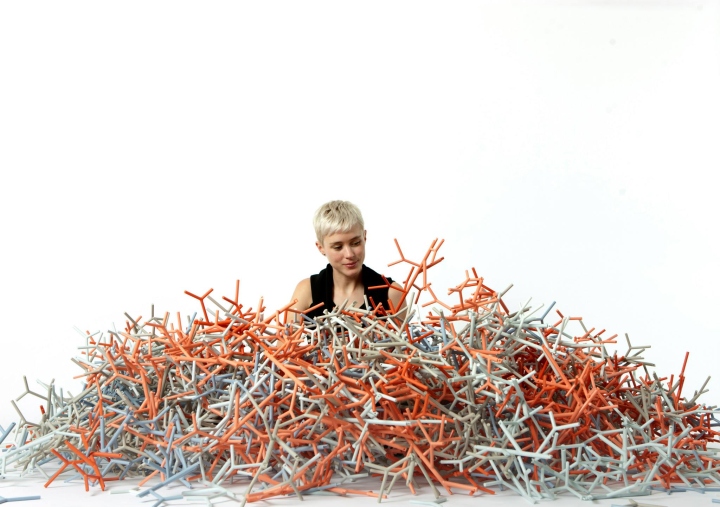 30_Amass-modular-system-by-Benjamin-Hubert-for-100-Design-03.jpg