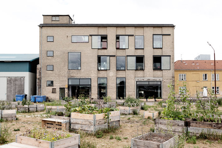 19_AMASS-restaurant-by-GUBI-Copenhagen-Denmark-08.jpg
