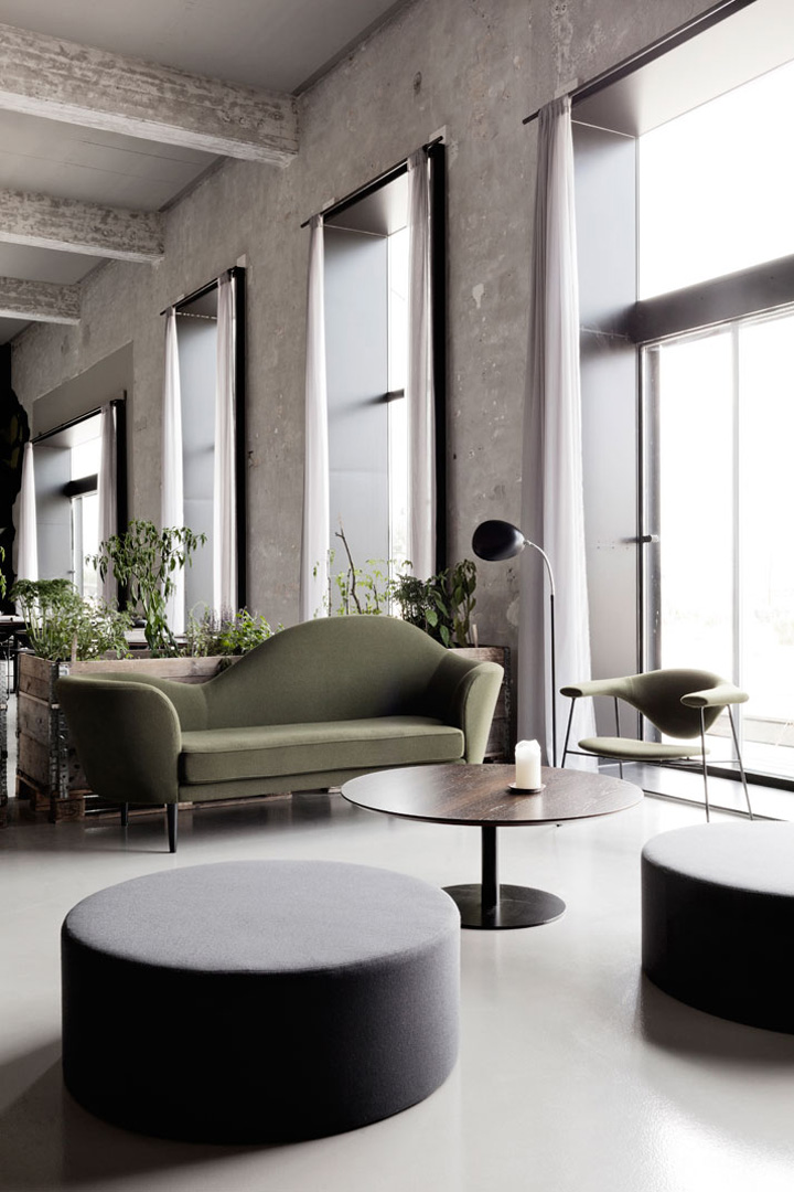 20_AMASS-restaurant-by-GUBI-Copenhagen-Denmark-07.jpg