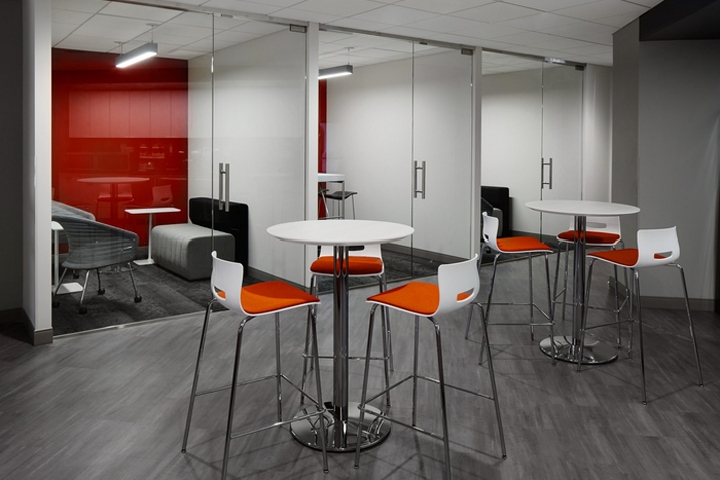 9_Amata-Offices-by-JDJ-Architects-Chicago-Illinois.jpg