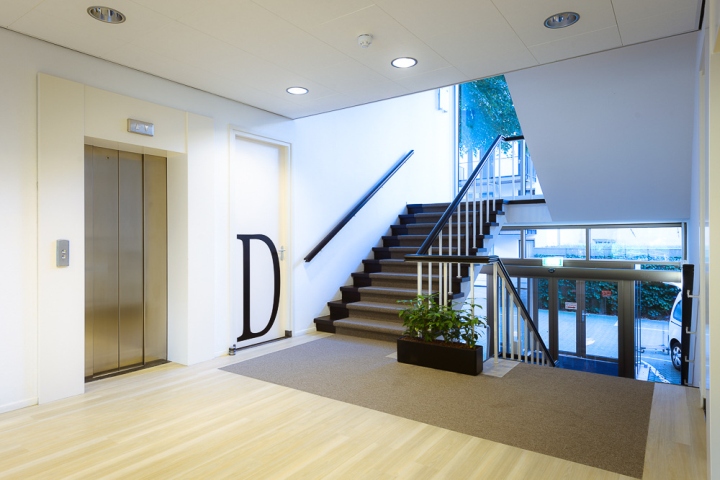 45_AMS-IX-office-by-New-Purpose-Amsterdam-Netherlands-12.jpg