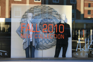 6_Visual-merchandising-by-Billie-Florsheim-300x200.jpg