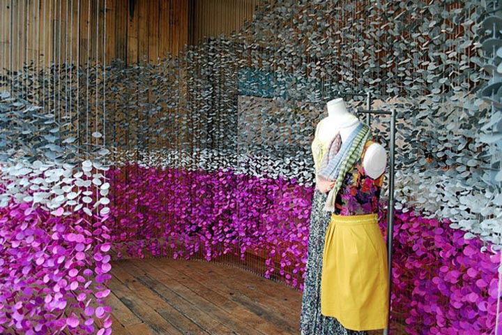 51_Anthropologie-window-displays-18.jpg