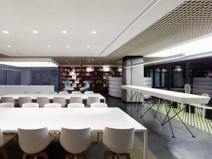 27_Schlaich-Bergermann-and-Partners-office-Ippolito-Fleitz-Group-Stuttgart-16.jpg