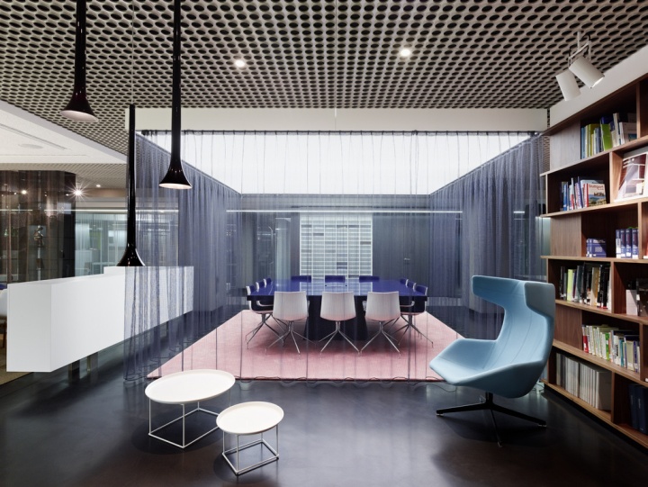 29_Schlaich-Bergermann-and-Partners-office-Ippolito-Fleitz-Group-Stuttgart-18.jpg