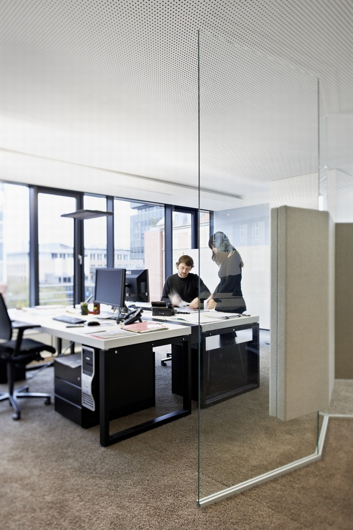 35_Schlaich-Bergermann-and-Partners-office-Ippolito-Fleitz-Group-Stuttgart-24.jpg