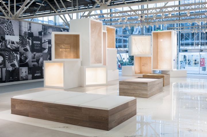 9_Ariostea-surface-container-at-Cersaie-2013-by-Marco-Porpora-Bologna-Italy.jpg