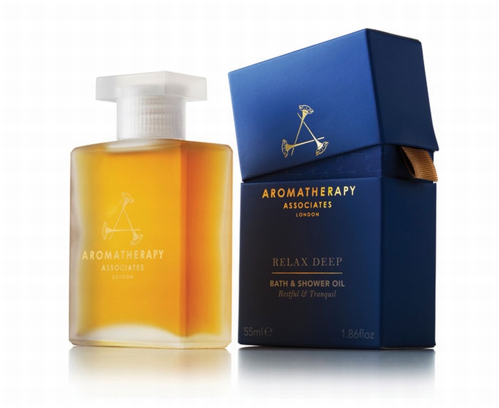 22_Aromatherapy-Associates-brand-identity-and-packaging-by-Elmwood-05.jpg