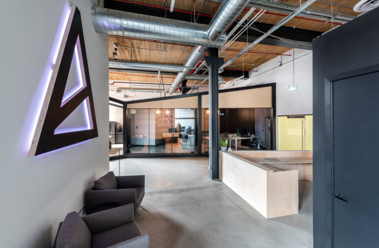 15_ARTJAIL-Offices-by-StudioAC-07-780x511.jpg