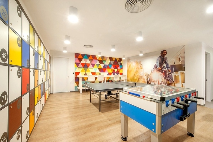 21_Arvato-Bertelsmann-Office-by-A-Architecture-Istanbul-Turkey03.jpg
