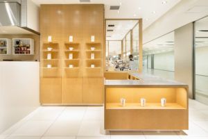 5_Blue-Bottle-Coffee-Daimaru-Tokyo-Cafe-Stand-by-Schemata-Architects-01-300x200.png