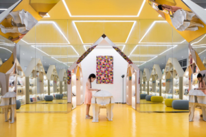 6_Slow-Yangzhou-x-Xinhua-Bookstore-by-Wutopia-Lab-01-300x200.png