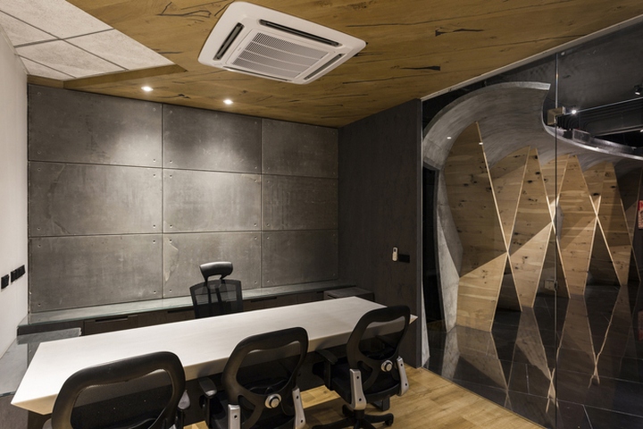 20_Atelier-Krikos-Office-by-Studio-Ardete-Pvt-Ltd-Punjab-India01.jpg