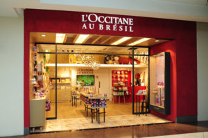 6_l-Occitane-au-Bresil-boutique-by-centdegres-Sao-Paulo-Brazil-300x200.jpg