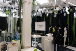 8_Bon-Marche-Brazil-visual-merchandising-by-Pedro-Varela-Paris-300x200.jpg