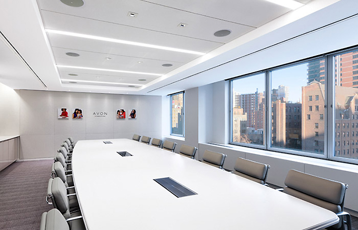 21_Avon-Executive-Suites-by-Spacesmith-New-York-04.jpg