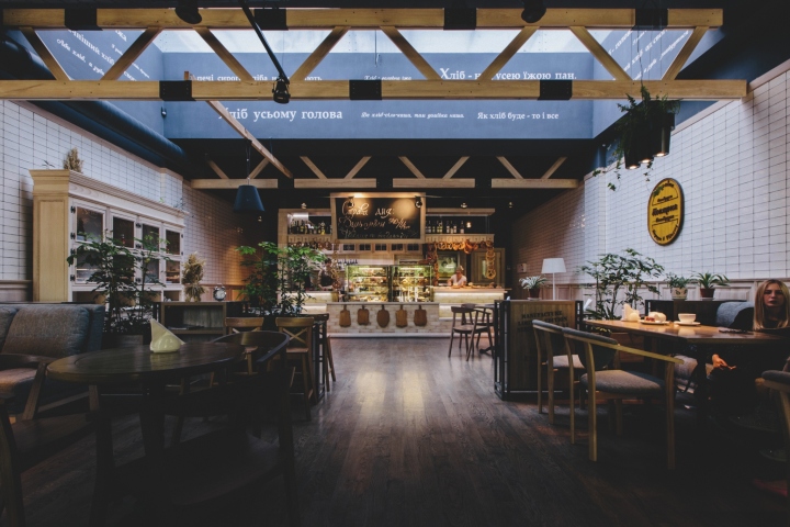 37_Bakary-1-restaurant-by-YoDezeen-Rivne-Ukraine-04.jpg