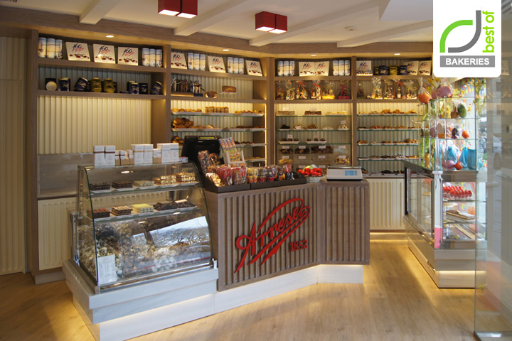 7_Pasteleria-Arrese-bakery-Bilbao-Spain.jpg