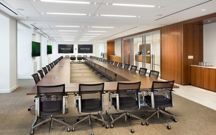 20_Ballard-Spahr-headquarters-by-Francis-Cauffman-Philadelphia-Pennsylvania-02.jpg