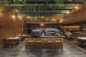 8_50-friends-restaurant-by-Cherem-Arquitectos-Mexico-City-300x200.jpg