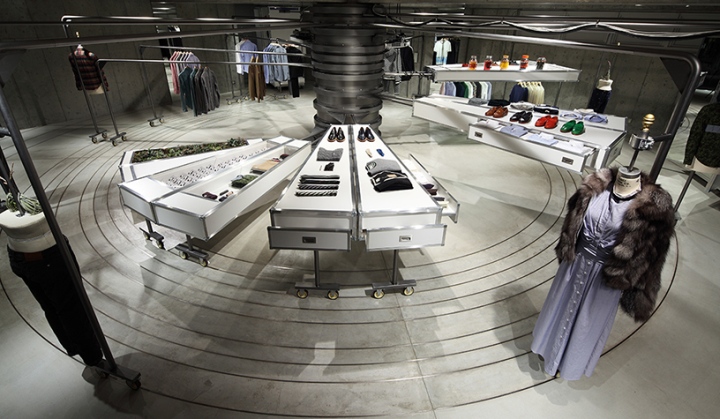 22_Band-of-Outsiders-showroom-by-LOT-EK-Tokyo-Japan-02.jpg