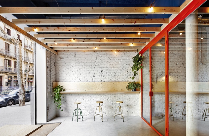 23_Bar-Oval-by-FLEXOARQUITECTURA-Barcelona-Spain-03.jpg