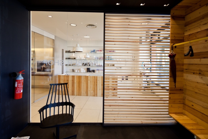 20_Barber-shop-by-STUDIO-AD-Fano-Italy-05.jpg