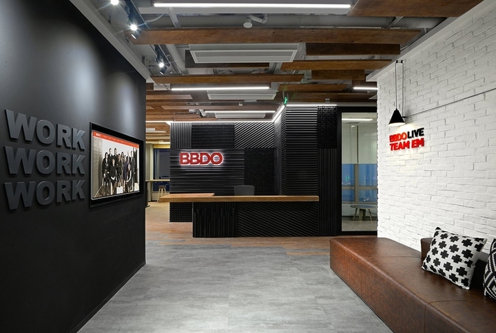 22_BBDO-Offices-by-JAXDA-Shanghai-China-02.jpg