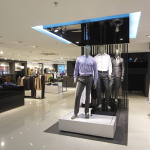 27_Blackberrys-flagship-store-02JUNE-LIGANOVA-Bangalore-300x300.jpg