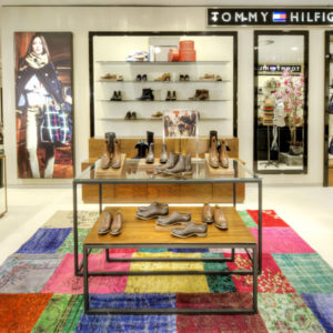 29_Tommy-Hilfiger-Accessoires-Minden-300x300.jpg