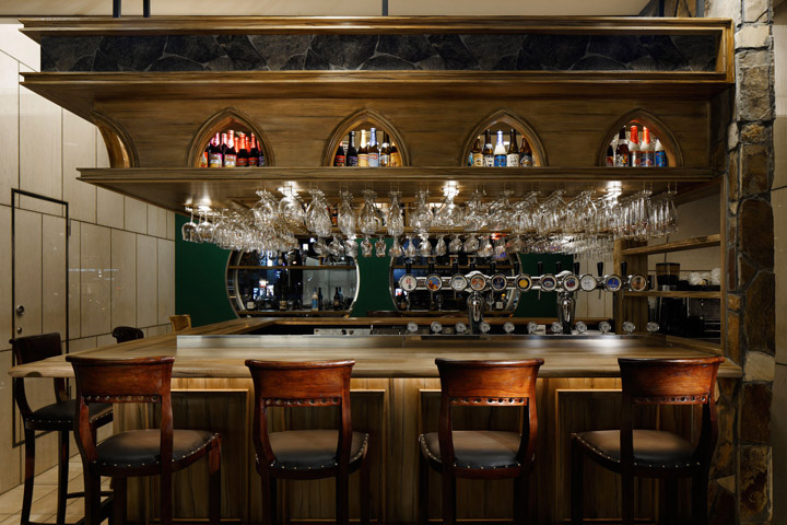 20_BELG-AUBE-brasserie-DOYLE-COLLECTION-Tokyo-06.jpg