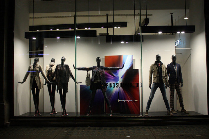 9_Benetton-windows-at-Regent-street-London.jpg
