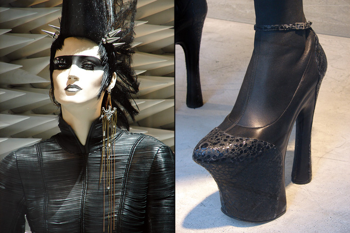 21_Bergdorf-Goodman-Punk-Chaos-to-Couture-windows-New-York-07.jpg