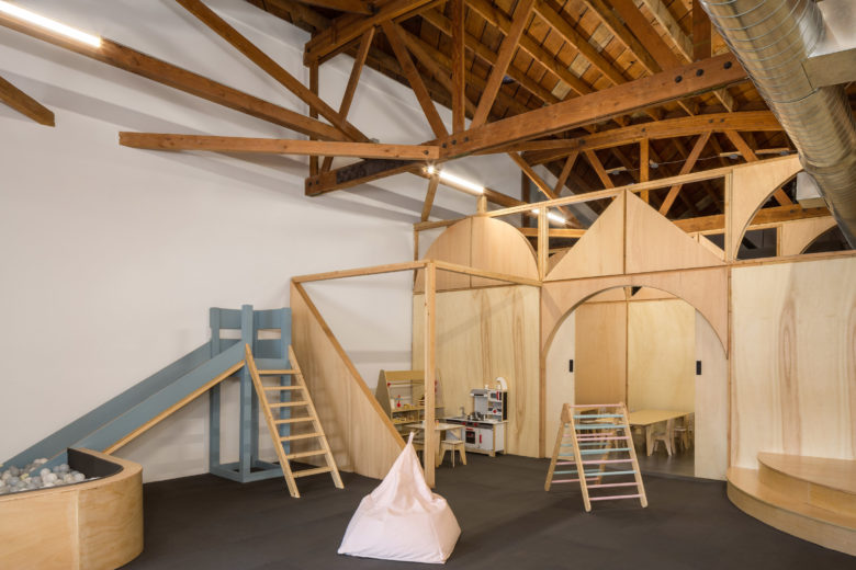 15_Big-and-Tiny-co-working-space-with-childcare-by-Zooco-Estudio-08-780x520.jpg
