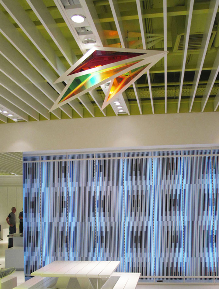 35_Bershka-shop-decoration-lighting-Alex-Montiel-15.jpg