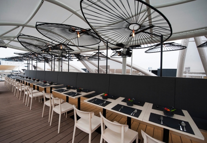 18_Besame-Mucho-Restaurant-by-Ricardo-Casas-Design-Milan-Italy-08.jpg