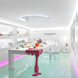21_Cioccolato-brand-identity-interior-by-Savvy-Studio-300x300.jpg