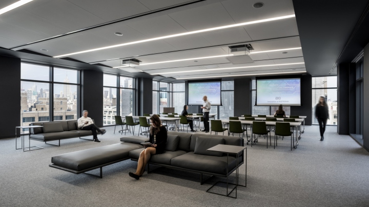 34_Biotronik-offices-by-Ted-Moudis-Associates-New-York-City-05.jpg