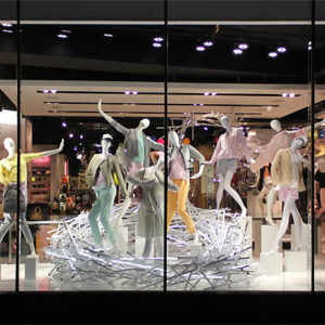 20_Topshop-Oxford-Circus-windows-StudioXAG-London-300x300.jpg