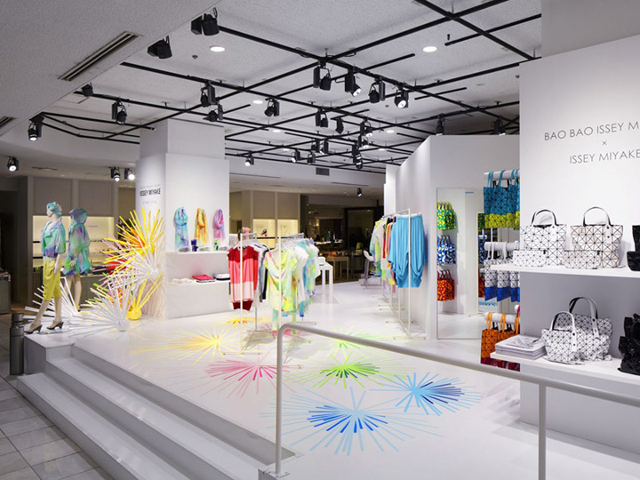 24_Bloom-Bloom-Bloom-Pop-up-Emmanuelle-Moureaux-03.jpg