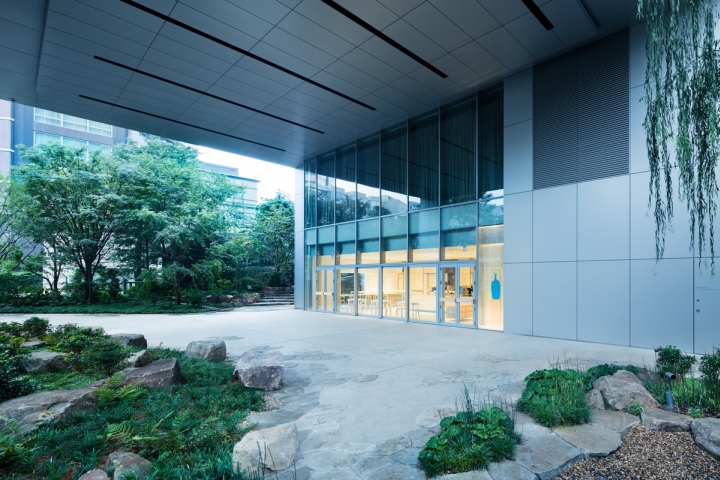 19_Blue-Bottle-Coffee-Roppoingi-by-Schemata-Architects-Tokyo-Japan-10.jpg