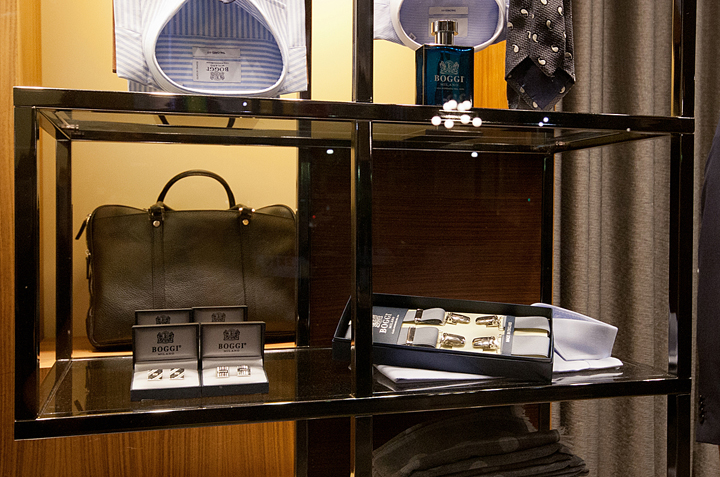 14_Boggi-Milano-windows-2014-Fall-Milan-Italy‎-03-.jpg