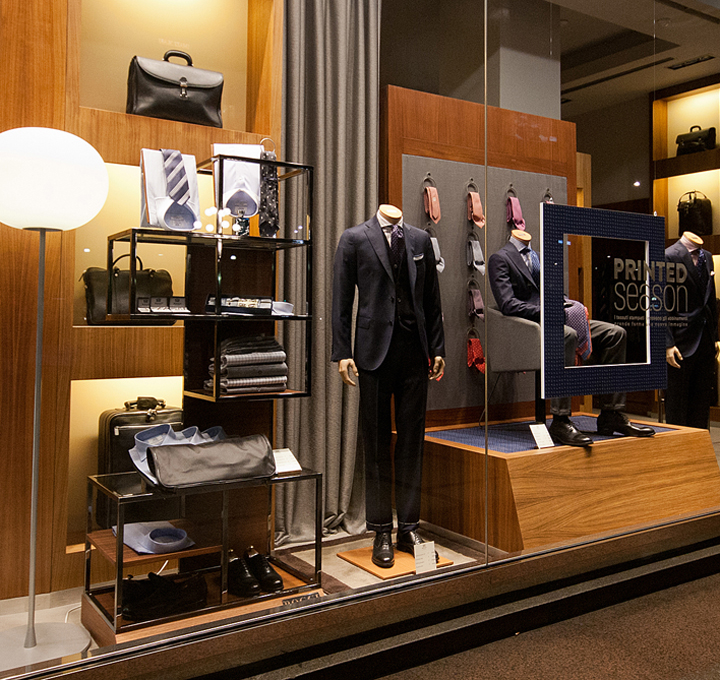 15_Boggi-Milano-windows-2014-Fall-Milan-Italy‎-02-.jpg