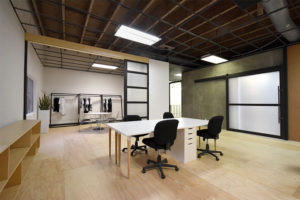 7_Hlzblz-office-by-A-INDUSTRIAL-Los-Angeles-California-300x200.jpg