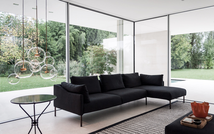17_Bolle-suspension-lamp-by-Giopato-Coombes-Design-Office-03.jpg
