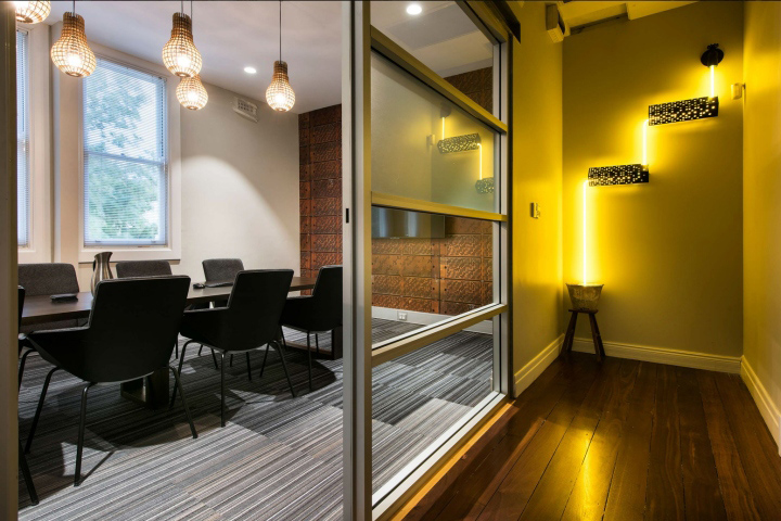 9_Bonfire-Office-by-Webster-Allan-Perth-Australia.jpg