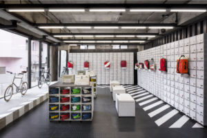 8_Freitag-store-01-300x200.png