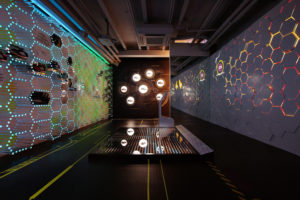 8_adidas-Boost-Energy-Lab-pop-up-store-by-URBANTAINER-Seou-Korea-300x200.jpg